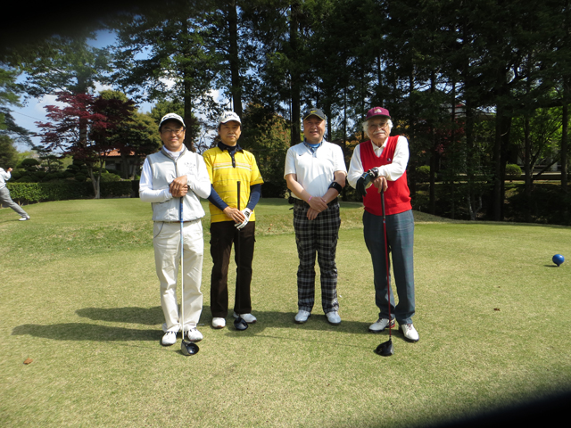 http://www.jassc.com/mt/30th_golf02.JPG