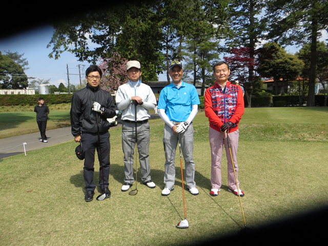 http://www.jassc.com/mt/30th_golf03.JPG